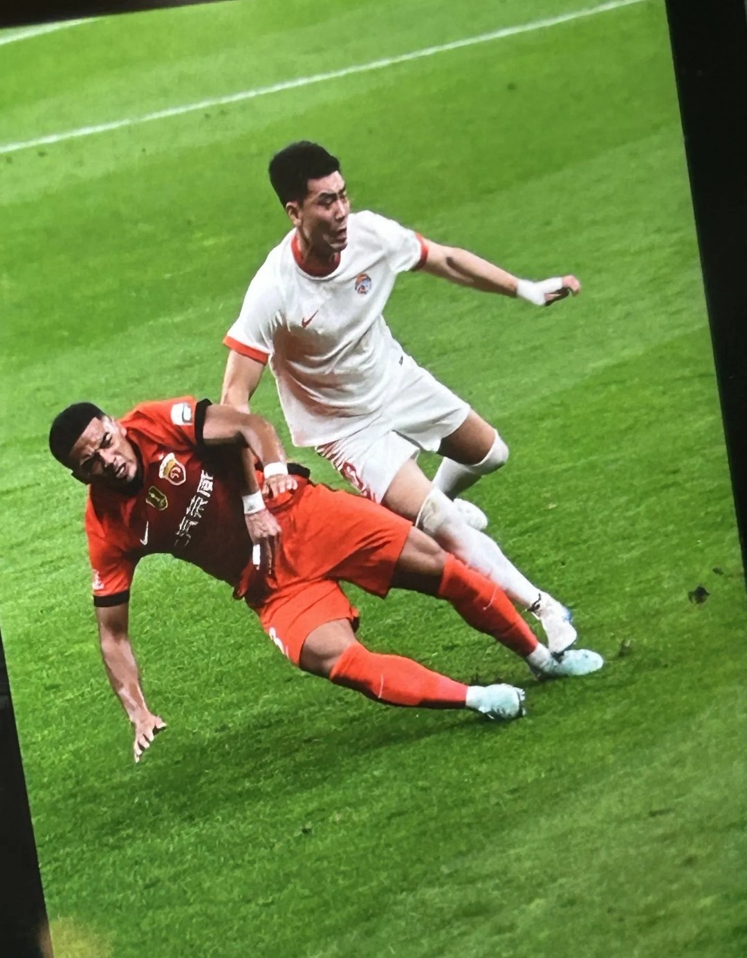 开云体育网页版-赛场之上尽展风采，谁能笑到最后