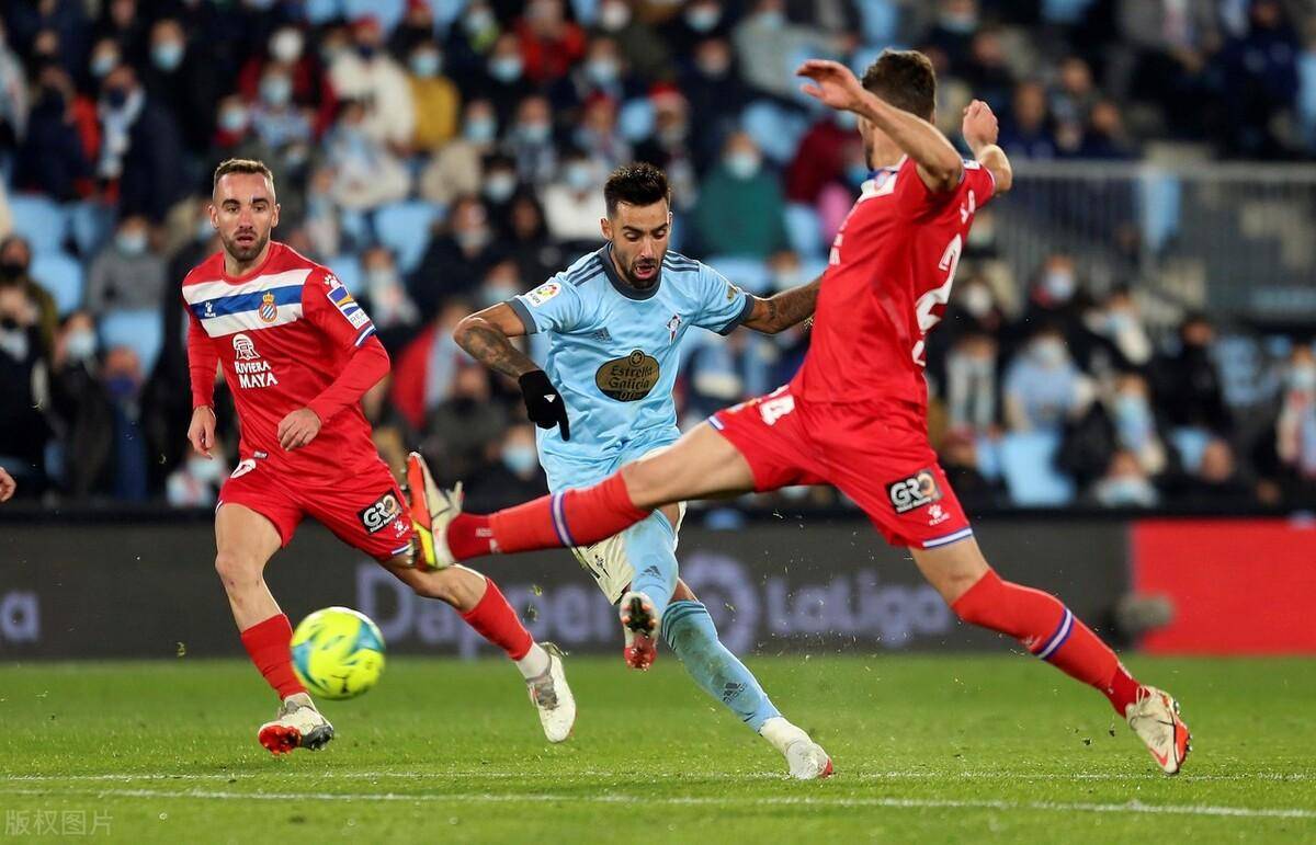 塞维利亚遭遇主场负，排名下滑