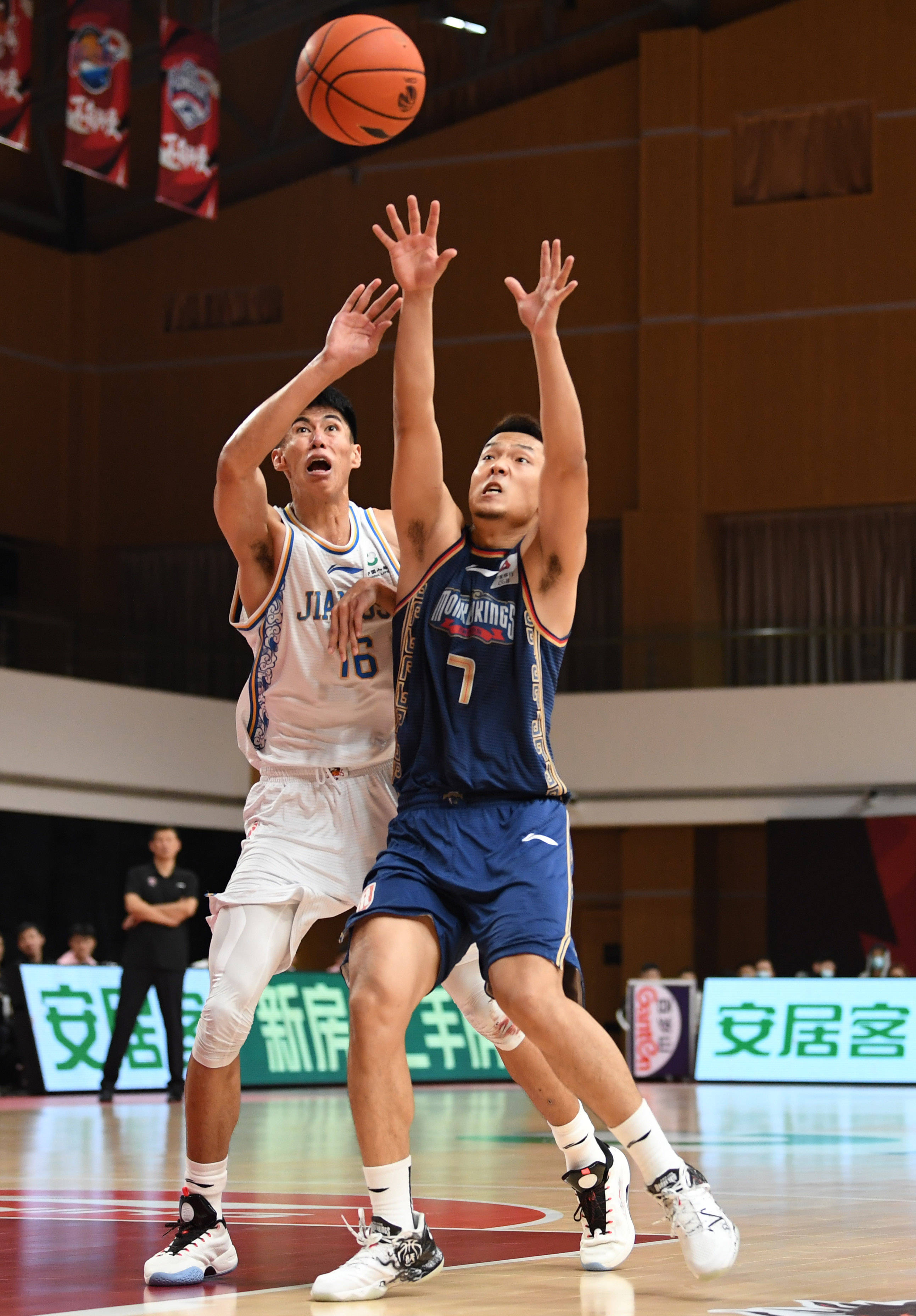 球员成功签约国内职业篮球俱乐部