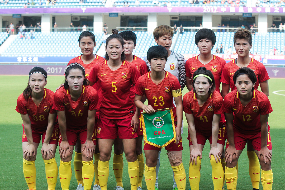 国际足球赛场上，女队伍实力强大