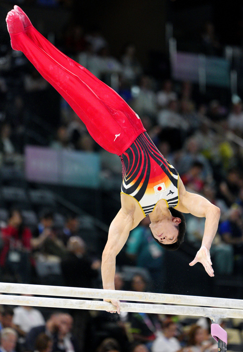 开云体育登录-德国体操名将动作优雅，稳获金牌
